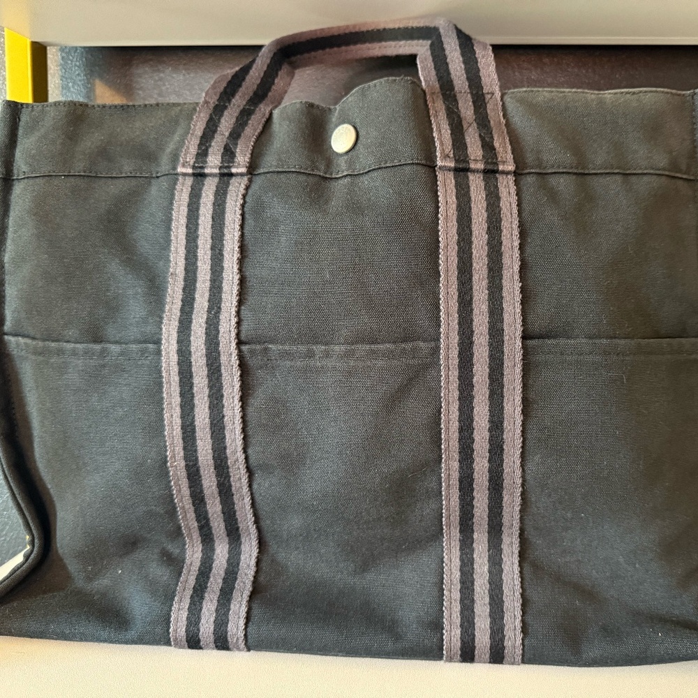 Hermès Tote Bag – Black Canvas with Striped Handles